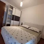 Apartment Sara